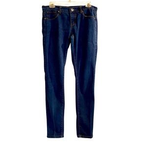 Forever 21 Skinny Low-Rise Blue Jeans.  Size 27